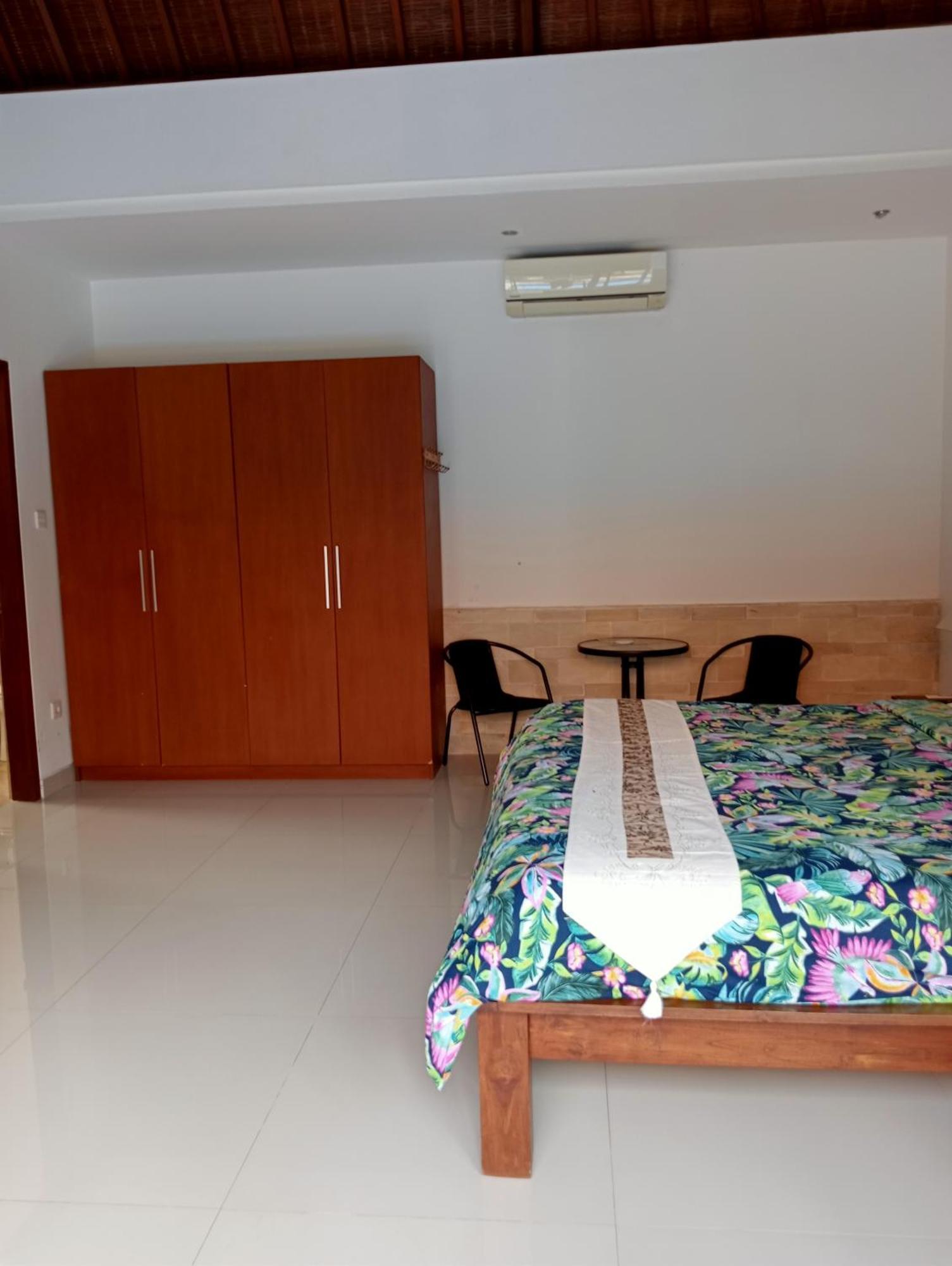 Pondok Indah Villa Ujung Exteriör bild